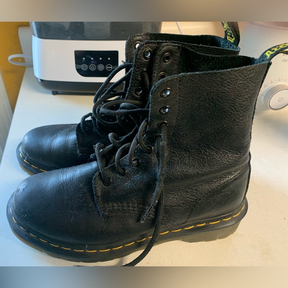 Dr martens all black boots